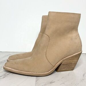 Dolce Vita Volli Tan Nubuck Heeled Bootie 8
